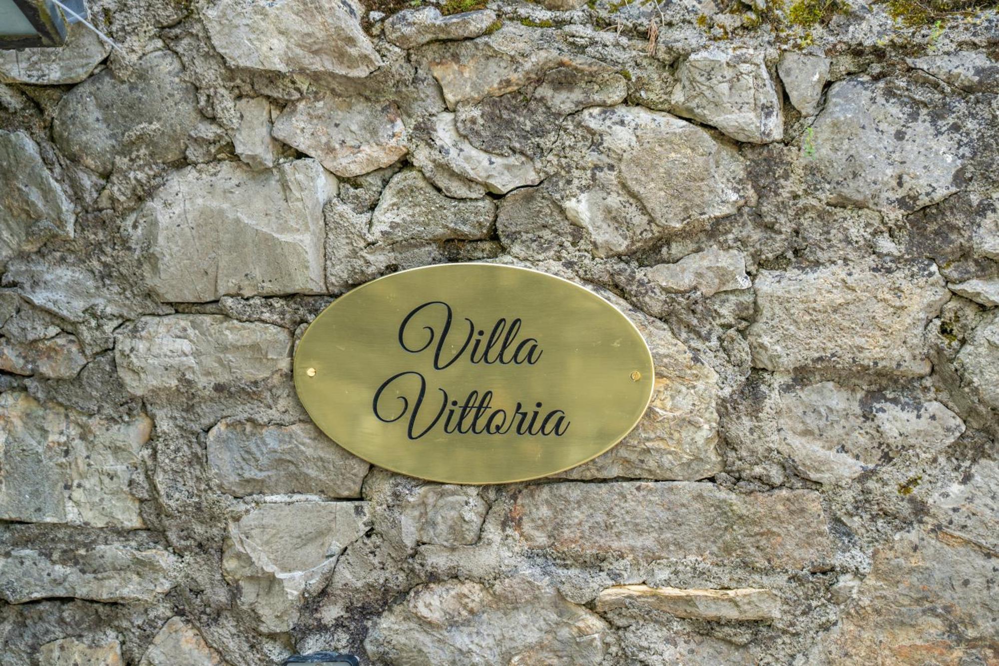 Villa Vittoria - Lusso Con Piscina, Tennis, Jacuzzi E Palestra Lukka Zewnętrze zdjęcie