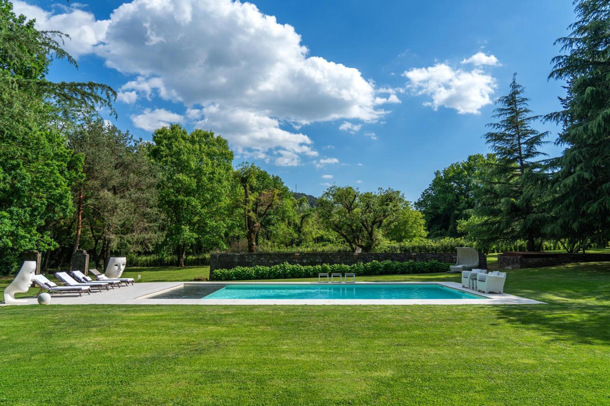 Villa Vittoria - Lusso Con Piscina, Tennis, Jacuzzi E Palestra Lukka Zewnętrze zdjęcie