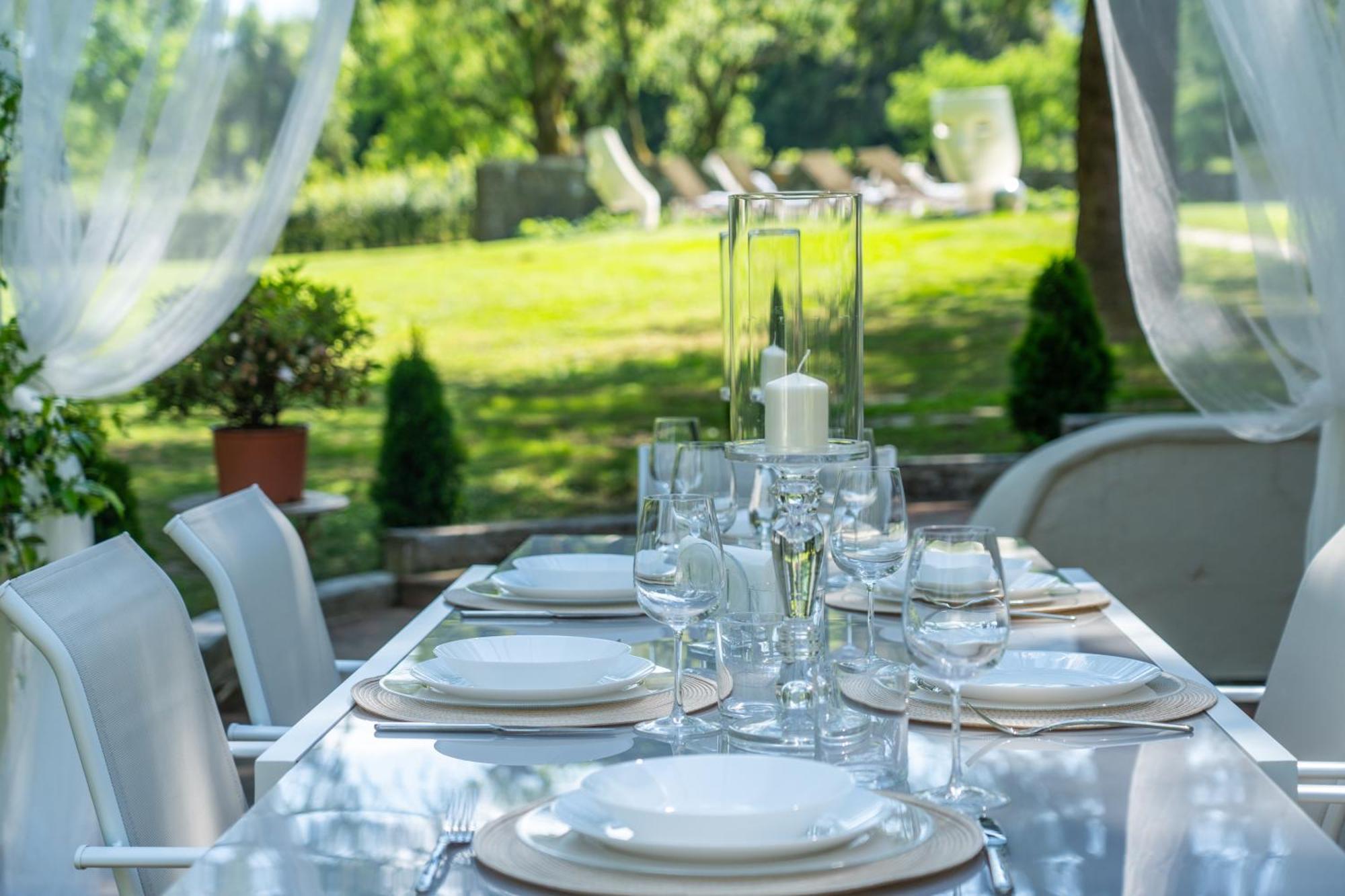 Villa Vittoria - Lusso Con Piscina, Tennis, Jacuzzi E Palestra Lukka Zewnętrze zdjęcie