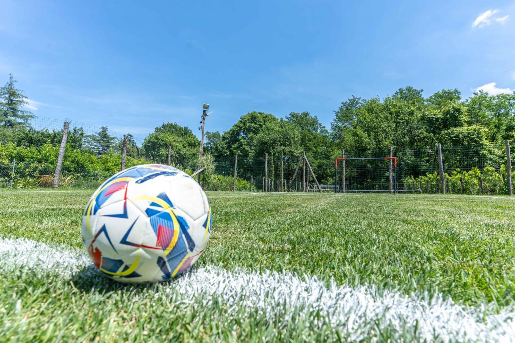 Villa Vittoria - Lusso Con Piscina, Tennis, Jacuzzi E Palestra Lukka Zewnętrze zdjęcie